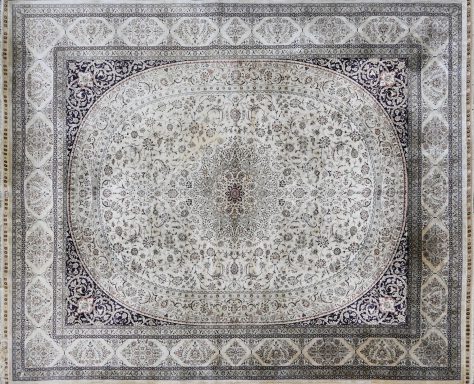 Tapis Persan Soie Sur Soie Vers 1970 Signé - 3m07x2m45
