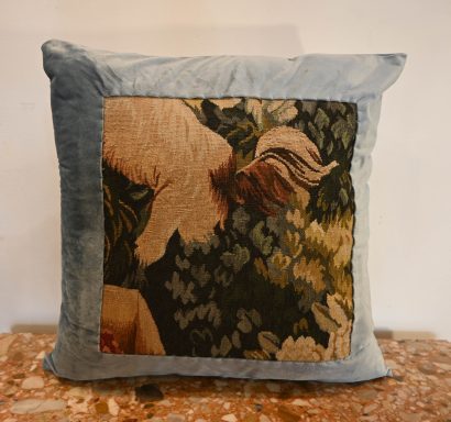 Coussin En Tapisserie Flandres 17e.s - 45x45 - N° 1358
