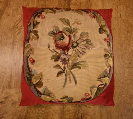 Coussin en Tapisserie d'Aubusson Coussin en Tapisserie d'Aubusson