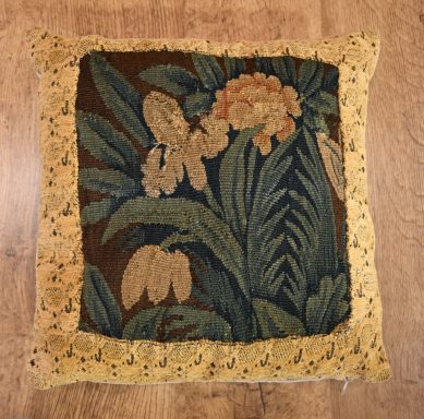 Coussin en Tapisserie des Flandres Coussin en Tapisserie des Flandres
