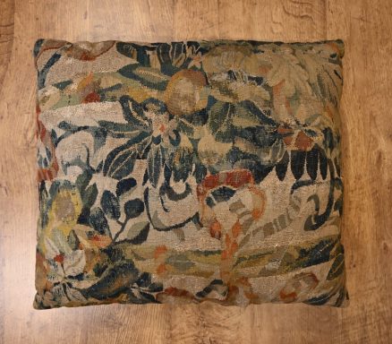 coussin en Tapisserie des Flandres coussin en Tapisserie des Flandres