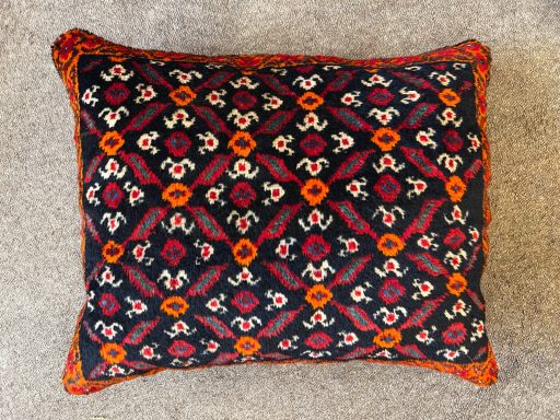 Coussin en Tapis - 60x50 - N° 306
